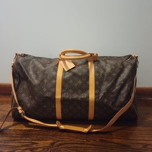 Luis Vuitton duffle bag